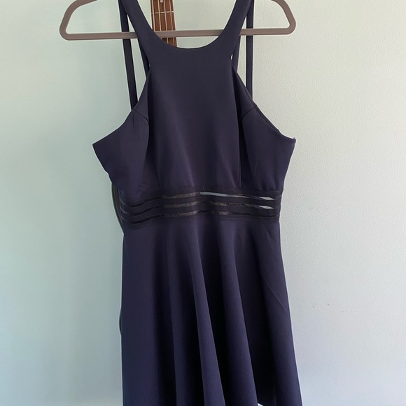 Formal navy dress - Picture 1 of 3